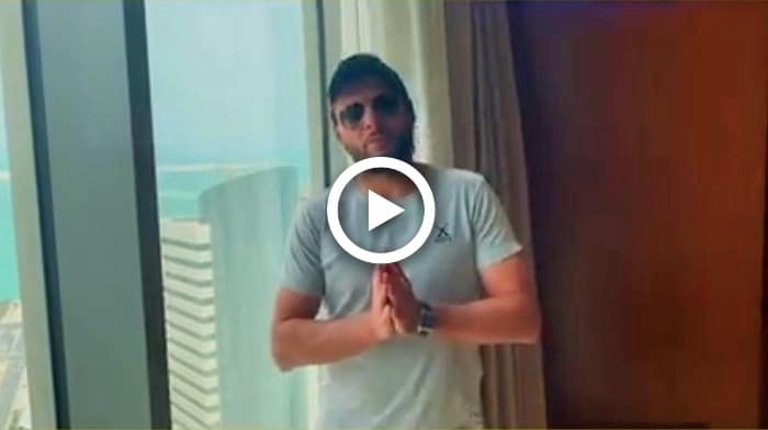 VIDEO: Shahid Afridi speaks up about his stalker