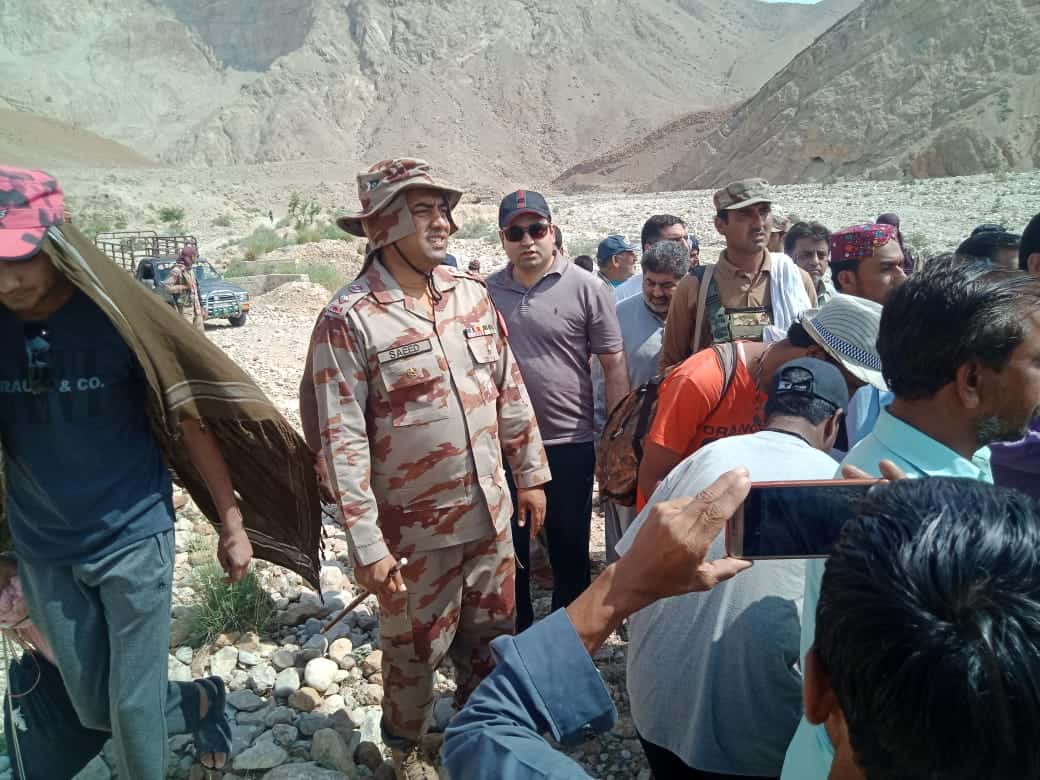 Twitter lauds Pakistani troops for rescuing flood-affected Hindu pilgrims