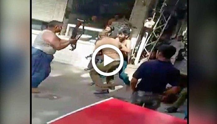 VIDEO: ‘Drug dealers’ snatch guns from cops during Lahore raid