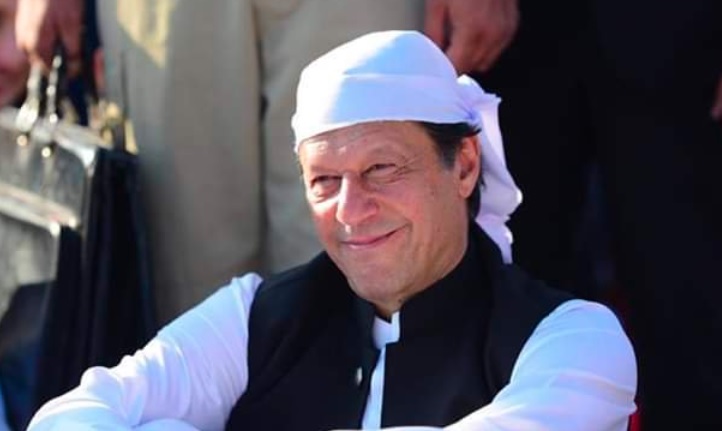 Celebs praise PM Khan for Kartapur opening
