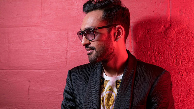 Singer Ali Sethi to feature in Times Square display on Christmas days