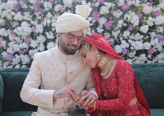 ‘You’re the positivity in my life’: Iqra Aziz wishes Yasir Hussain on first wedding anniversary