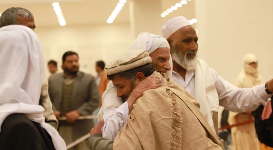 Special PIA flight brings back 113 prisoners from Malaysia
