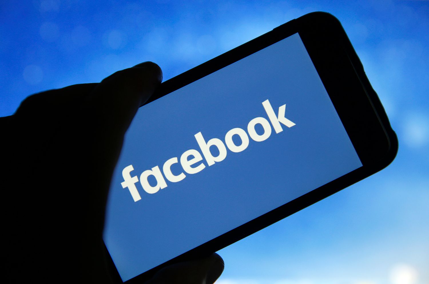 Woman arrested for deceiving men on Facebook using niece’s picture