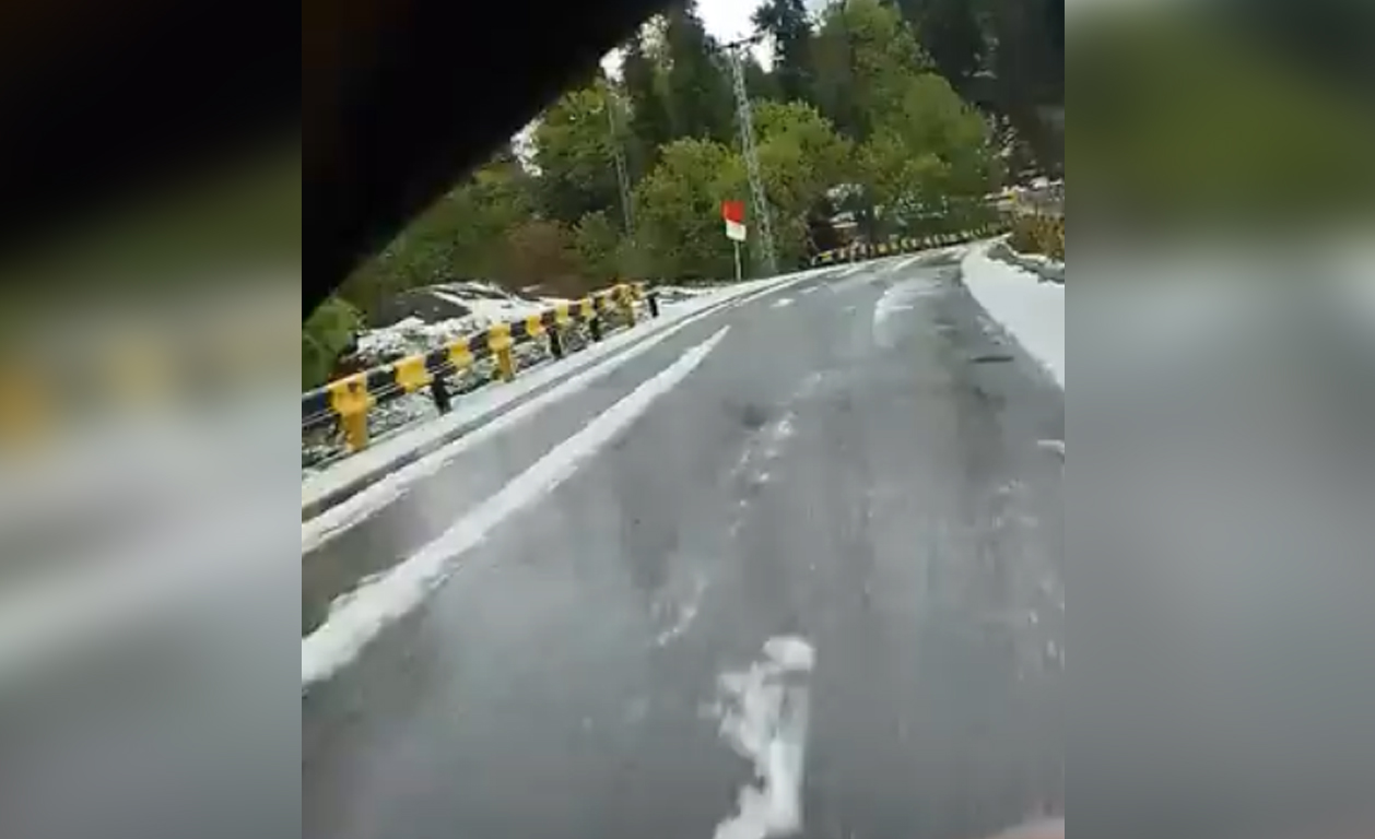 VIDEO: Unusual snowfall in Ayubia in May after a century