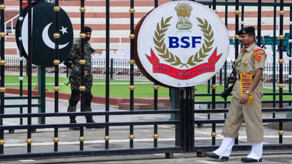 Bangladeshi man walks 2,000 KM to stop his Pakistani sweetheart from getting married