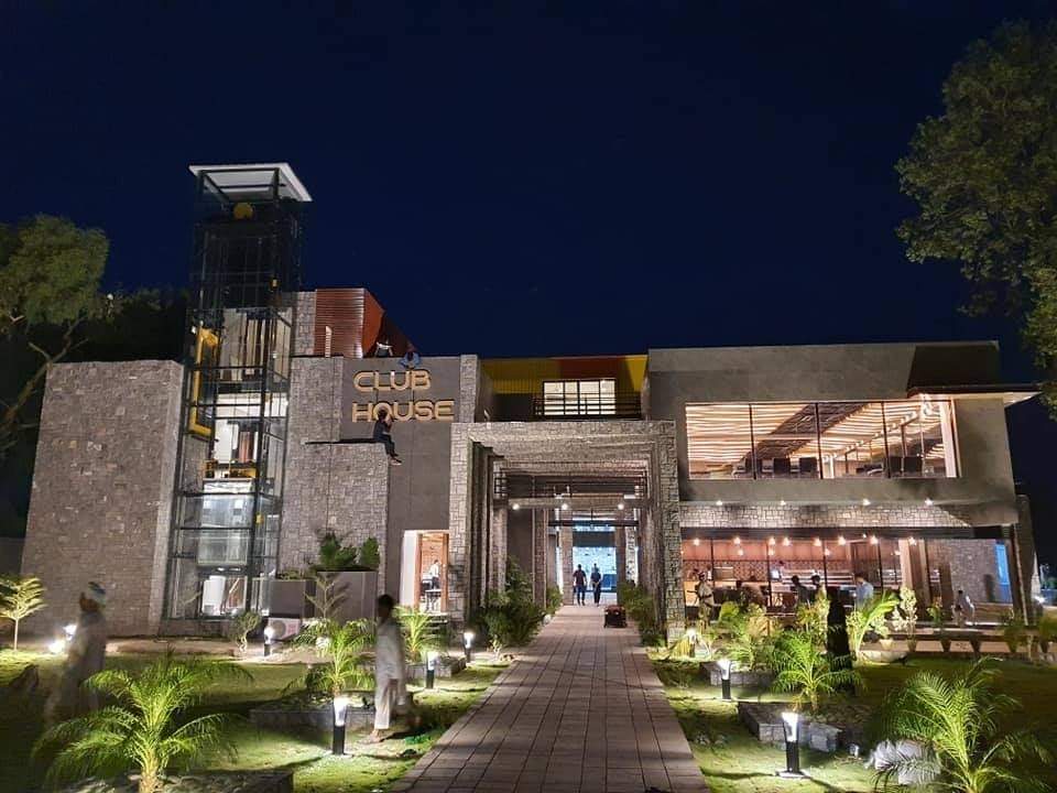 Islamabad admin at odds with Navy over construction of elite sailing club