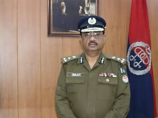 Lahore CCPO in hot water for criticising LHC