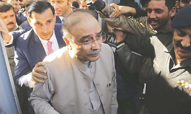 ‘What is Imran to me if I can bring down Musharraf,’ says Zardari