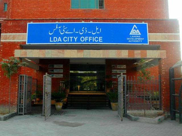 Sit back LDA? Lahore to get another land authority with retired/serving military or civil officers as DG