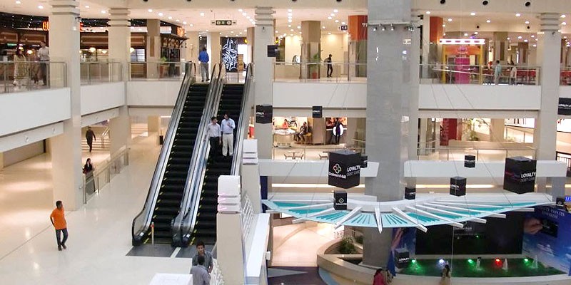 COVID-19: Sindh reopens shopping malls on weekends