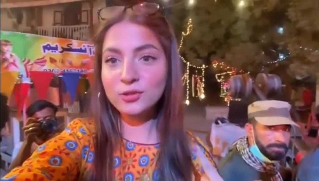 ‘Pawri Girl’ spotted on sets of Wajahat Rauf’s upcoming movie