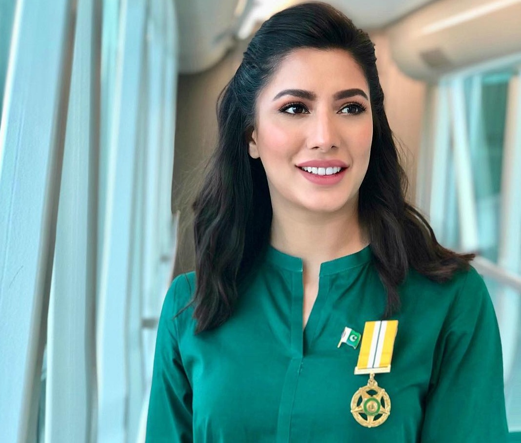 Mehwish Hayat calls out those holding ‘live concerts’ amid ‘deadly third wave’