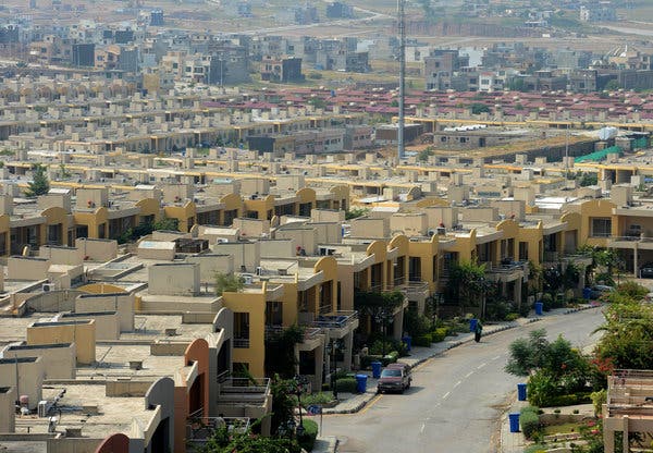PM directs banks to ease loan procedure for people under Naya Pakistan Housing Scheme