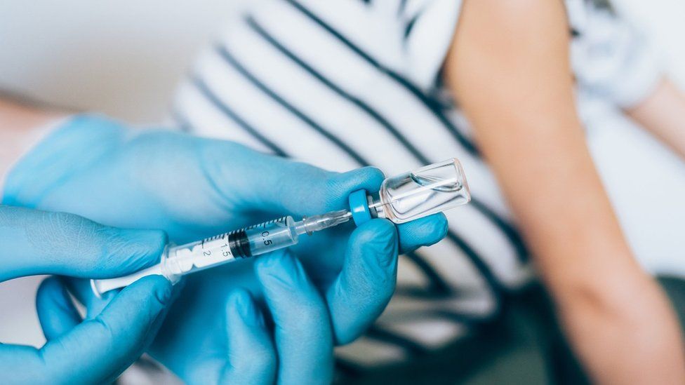 Police arrest two suspects for selling fake COVID-19 vaccine in KP