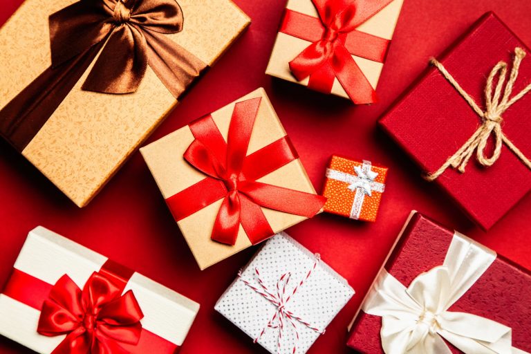 Man arrested for dating 35 women at once to get multiple birthday gifts