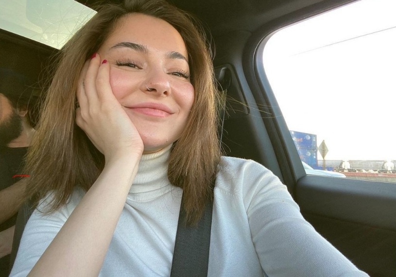 Hania Aamir says she doesn’t want to be ‘unapproachable to be a star’