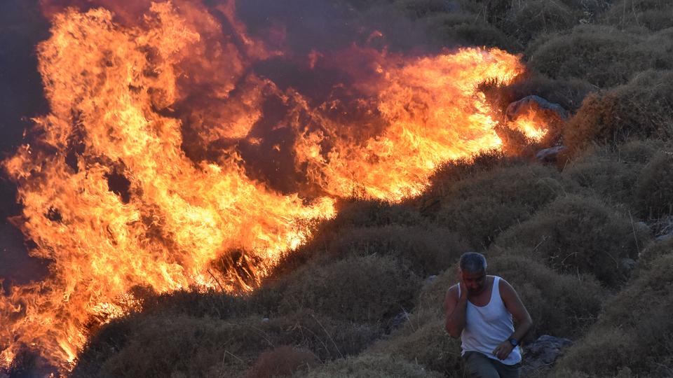 Wildfires sweep Turkey, Pakistan extends support