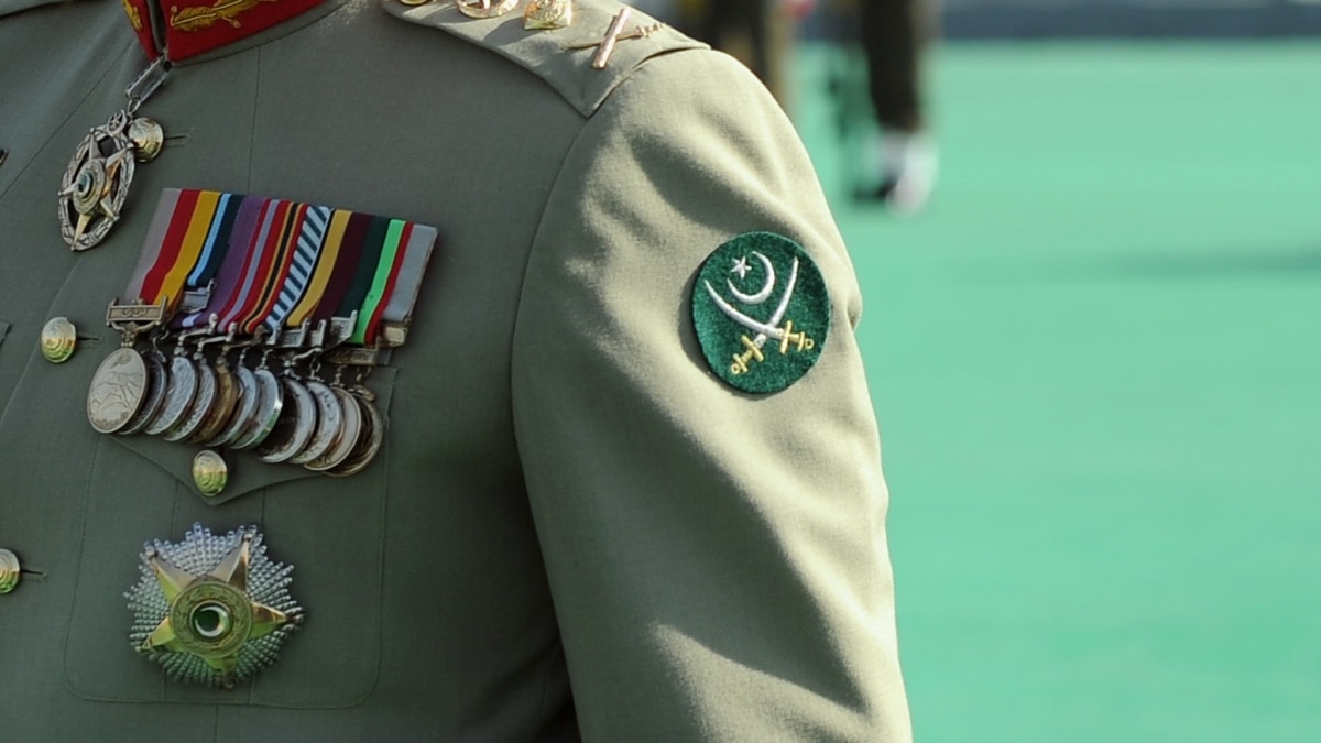 ‘All is settled, new DG ISI notification to be issued this week’: Fawad