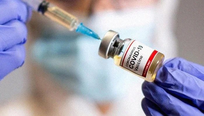 NCOC lowers age limit for Covid-19 booster shot to 30
