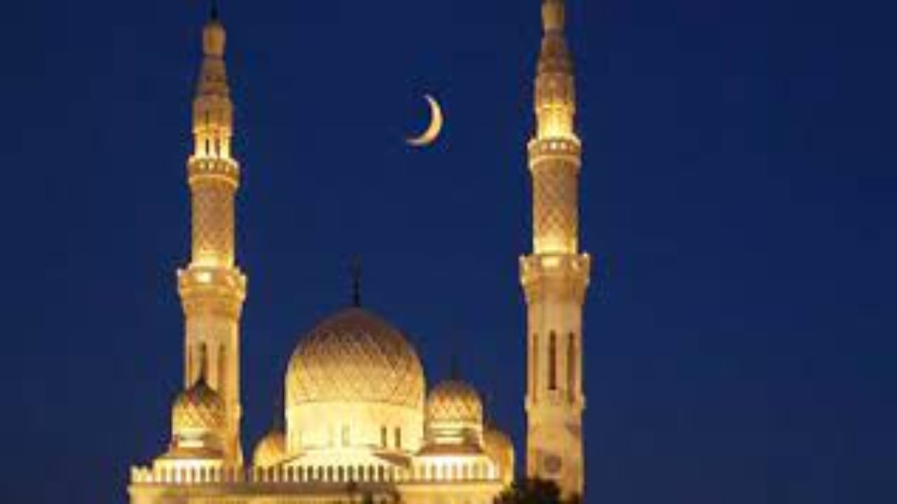 Three year prison sentence, fine for false moon-sighting witnesses: bill