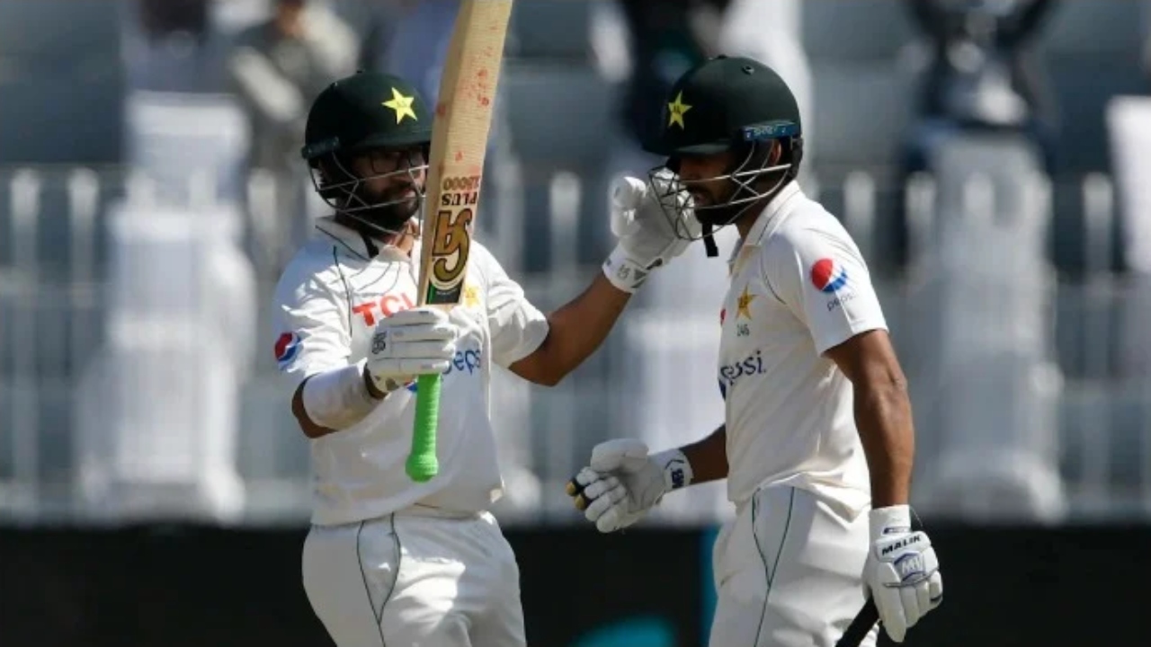 Praise for Imam-ul-Haq after he sets record in Pak-Aus Test match