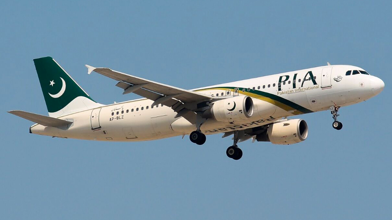 PIA prohibits pilots and cabin crew from fasting during Ramzan
