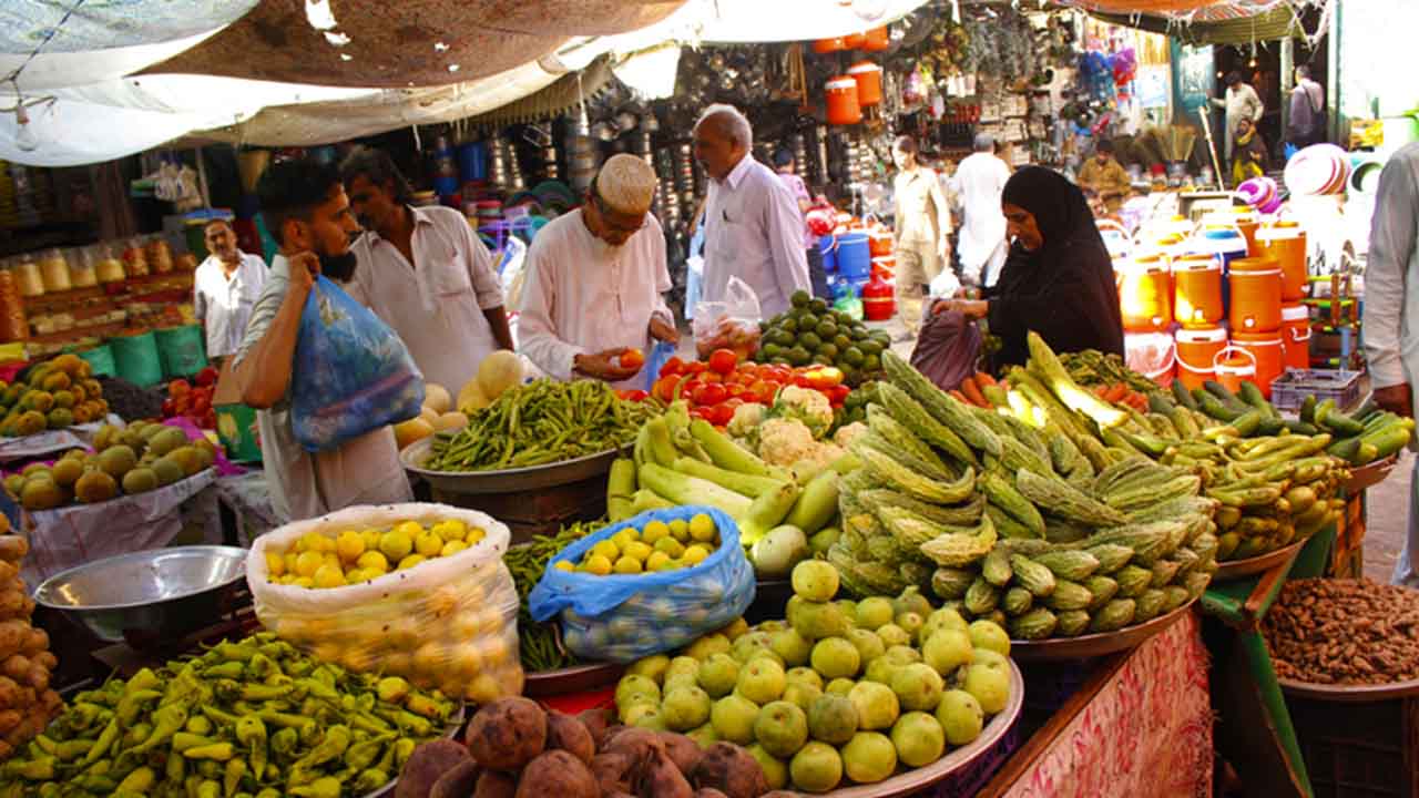 Weekly inflation jumps by over 29% due to rising food prices