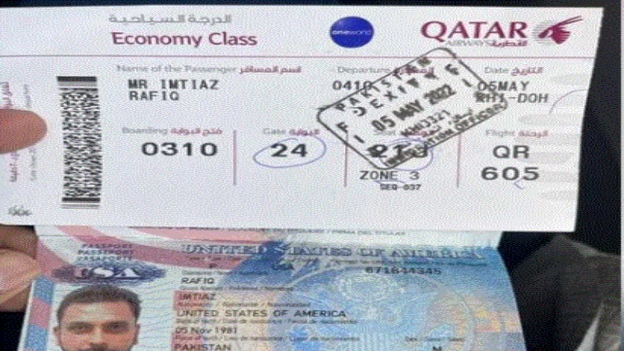 15 lakhs goes missing from passenger’s carry-on on flight from Karachi