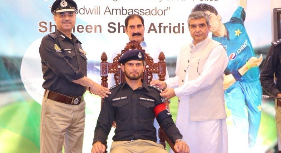 ‘The most handsome police wala,’ Twitter drools over Shaheen Shah Afridi in police uniform