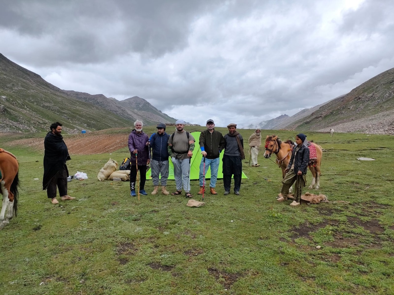 Naran: One tourist  allegedly murdered, others looted  in robbery incident