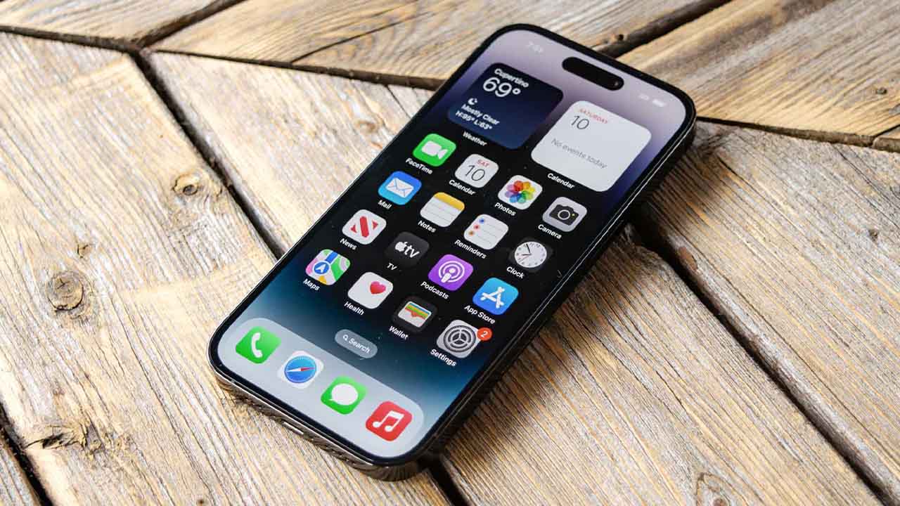 Apple may allow third-party app stores on iOS to make the iPhone more open