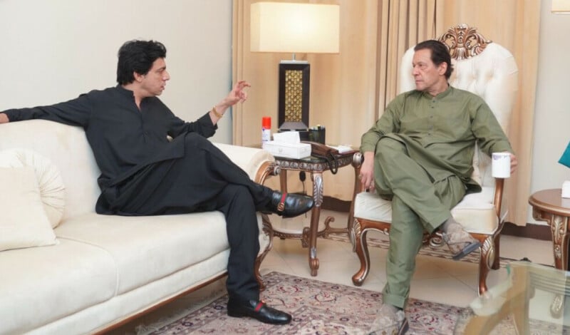 ‘Do khaas, teen saanp’: Vawda points fingers within PTI in Arshad Sharif’s murder