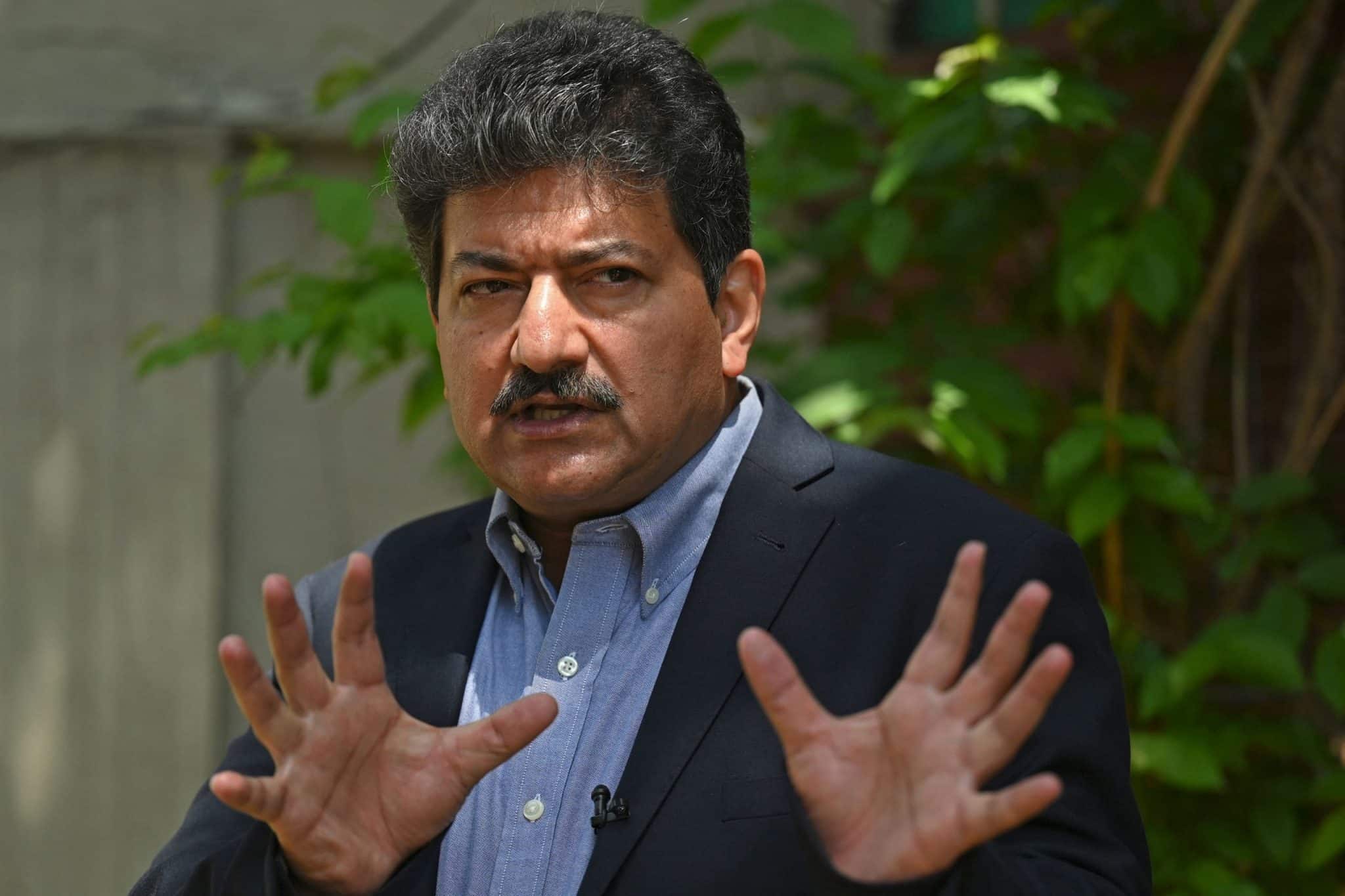 Aanay waalay dinon mein koyi barra toofaan barpa ho sakta hai: Hamid Mir
