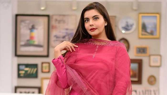 Nida Yasir can’t remember what year the ’92 world cup took place in this viral interview