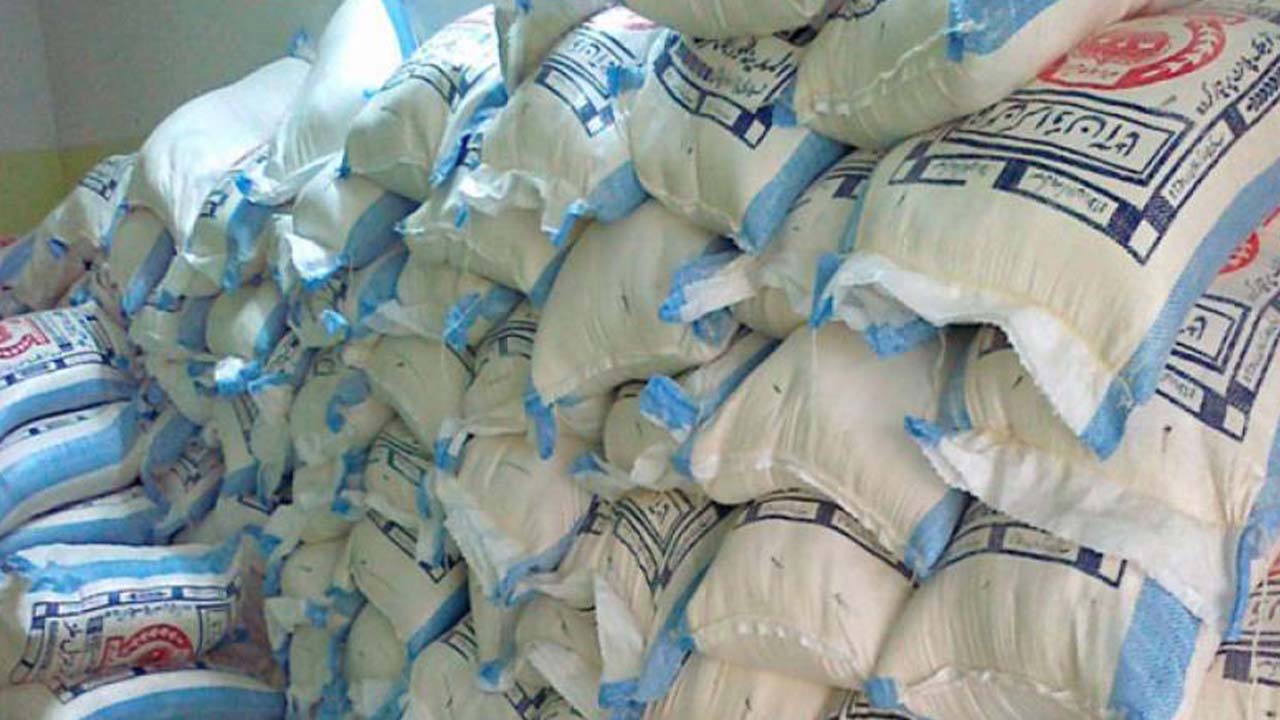 Wheat prices soar in Lahore, hitting Rs5,100 per 40kg bag