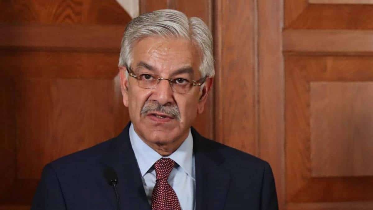 Khawaja Asif says government is considering banning PTI