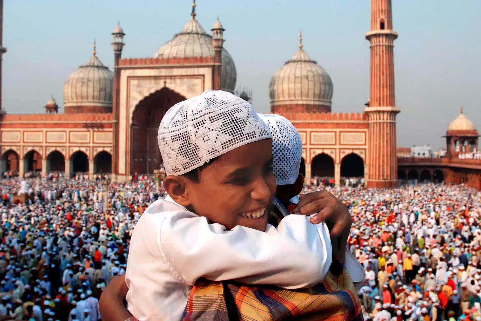 Pakistanis to get three holidays on Eid