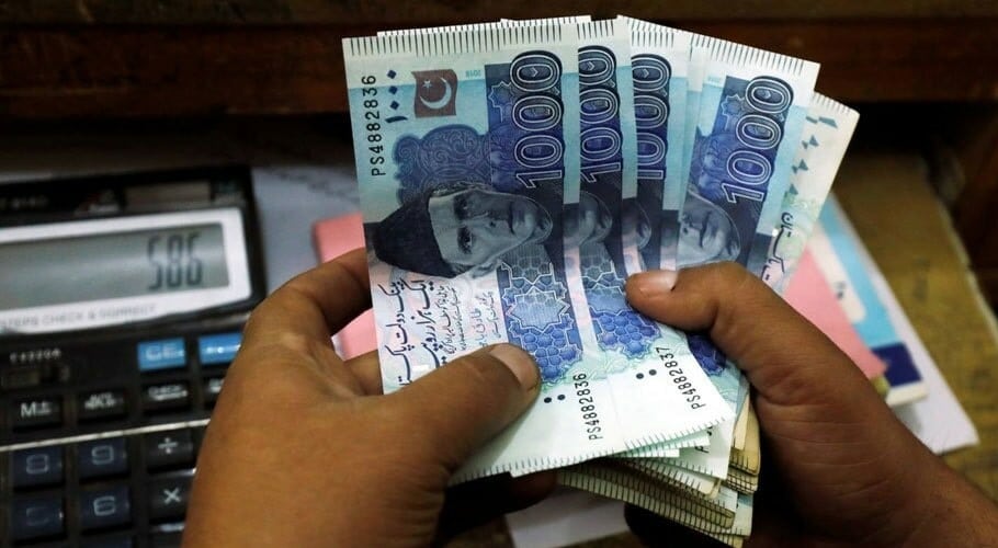 ‘Tax rate Australia walay aur facilities Afghanistan wali’, Twitter is angry over income tax increase