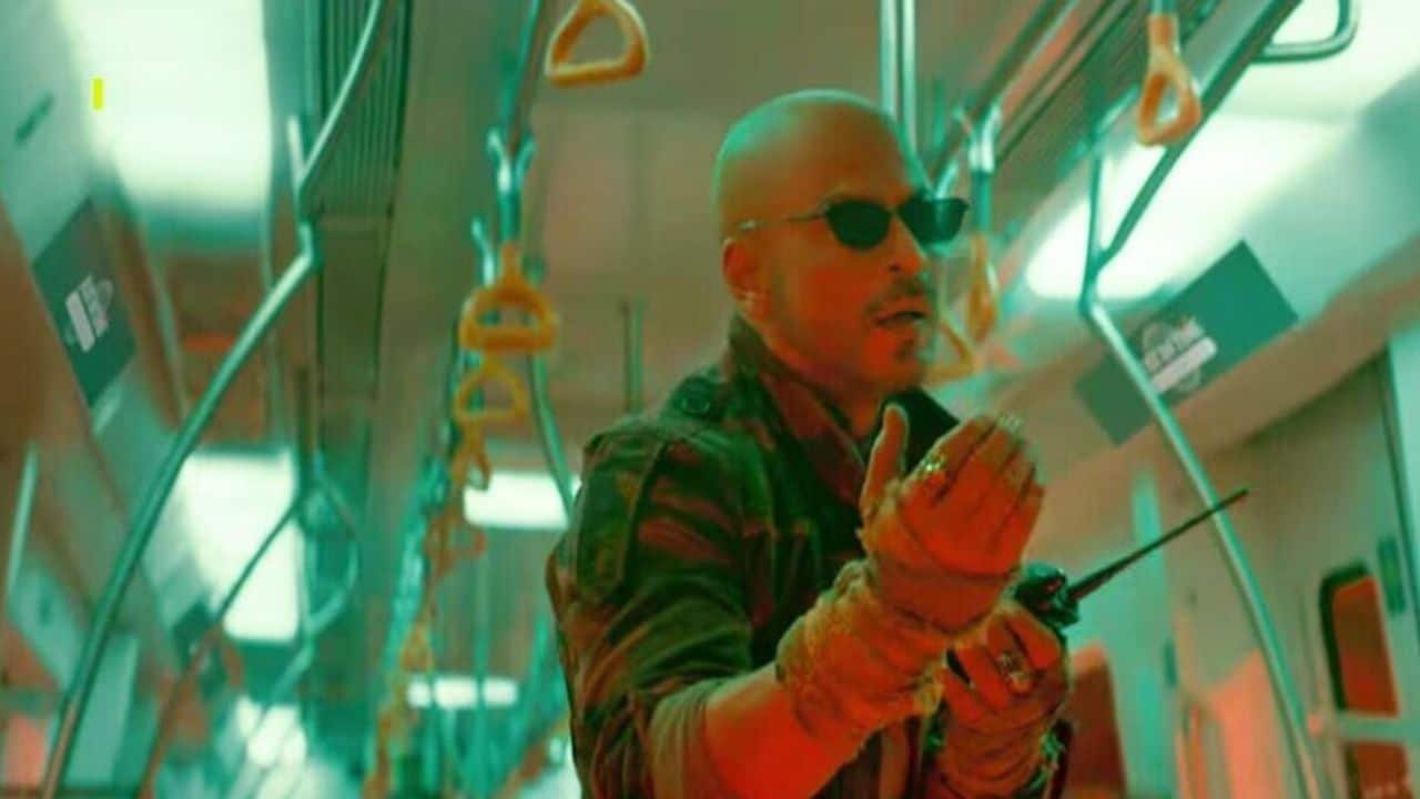 ‘Poora maza lootun’, SRK has a hilarious response to going bald