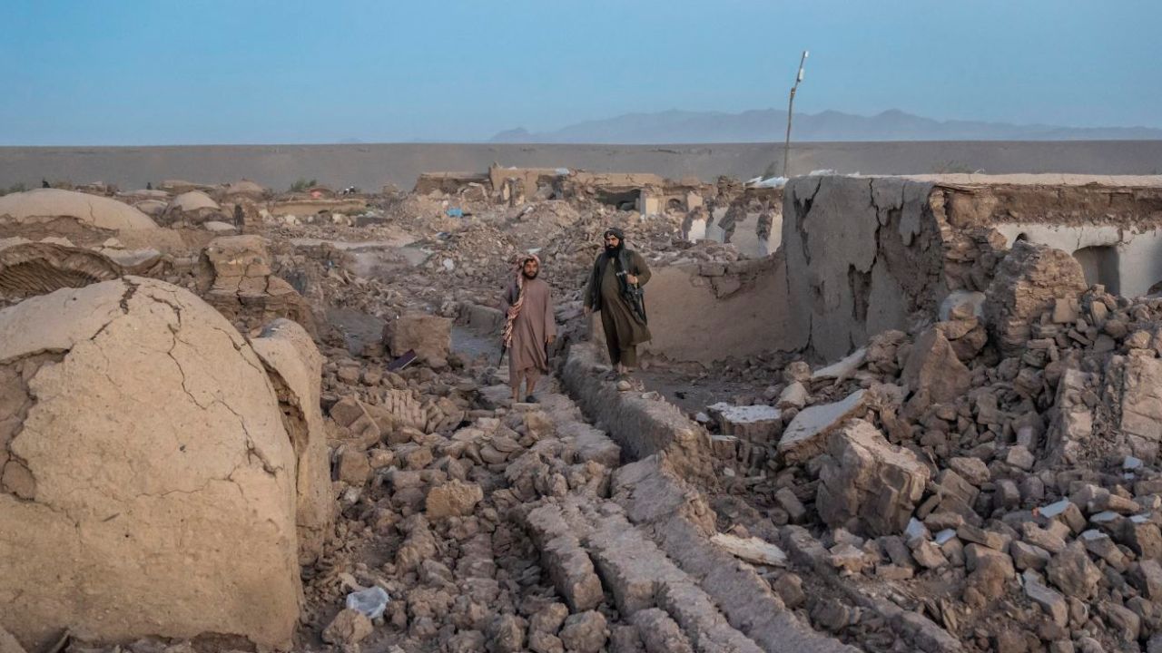 Afghanistan Earthquake: Pakistan to send medical team, 50 tents, 500 blankets and more in humanitarian aid