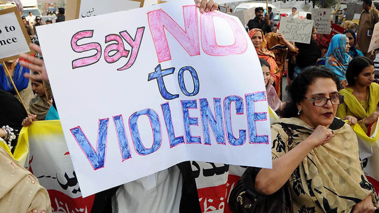 Sheikhupura woman beaten by father-in-law for serving food late