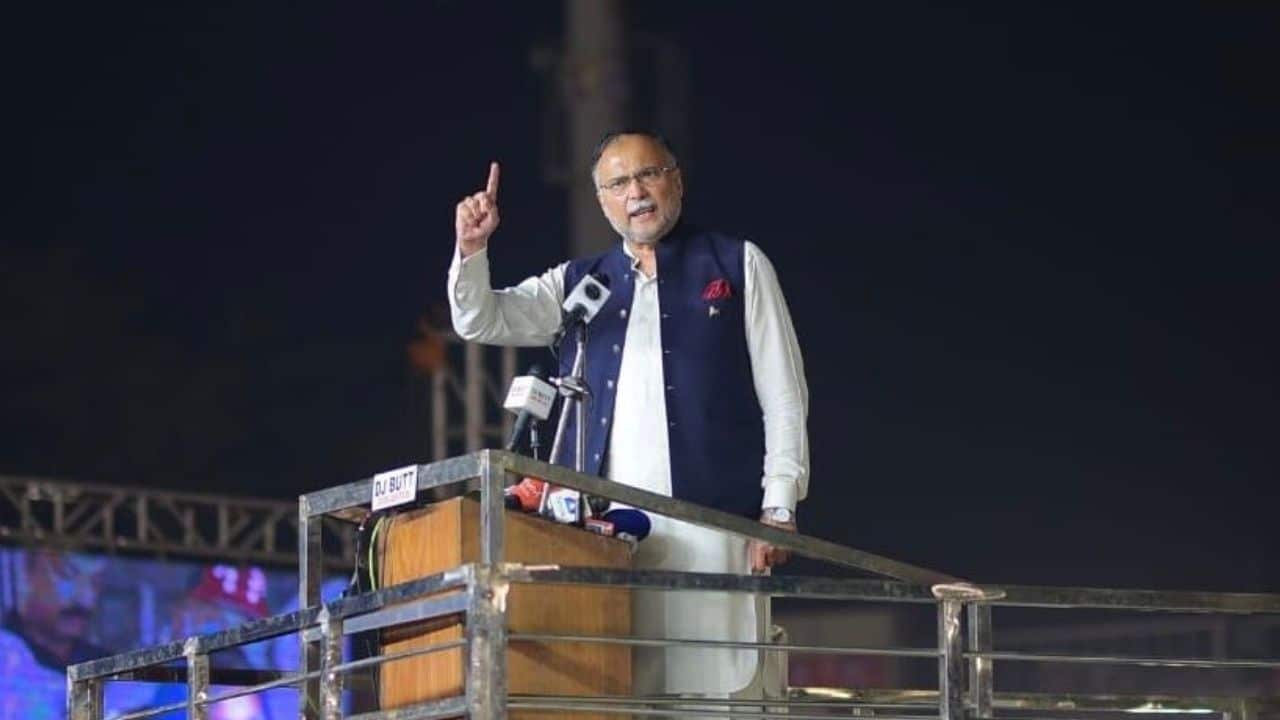 Imran Khan is a virus : Ahsan Iqbal