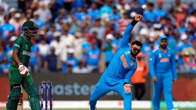 Fans go crazy seeing Virat Kohli bowl after six years