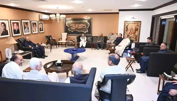 PPP gears up for seat adjustment and alliances