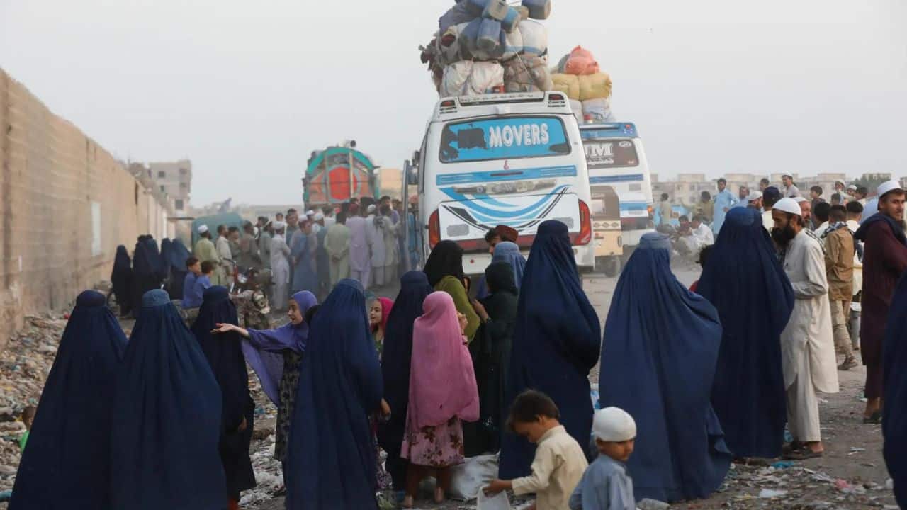 Number of repatriated Afghans exceeds four lakh