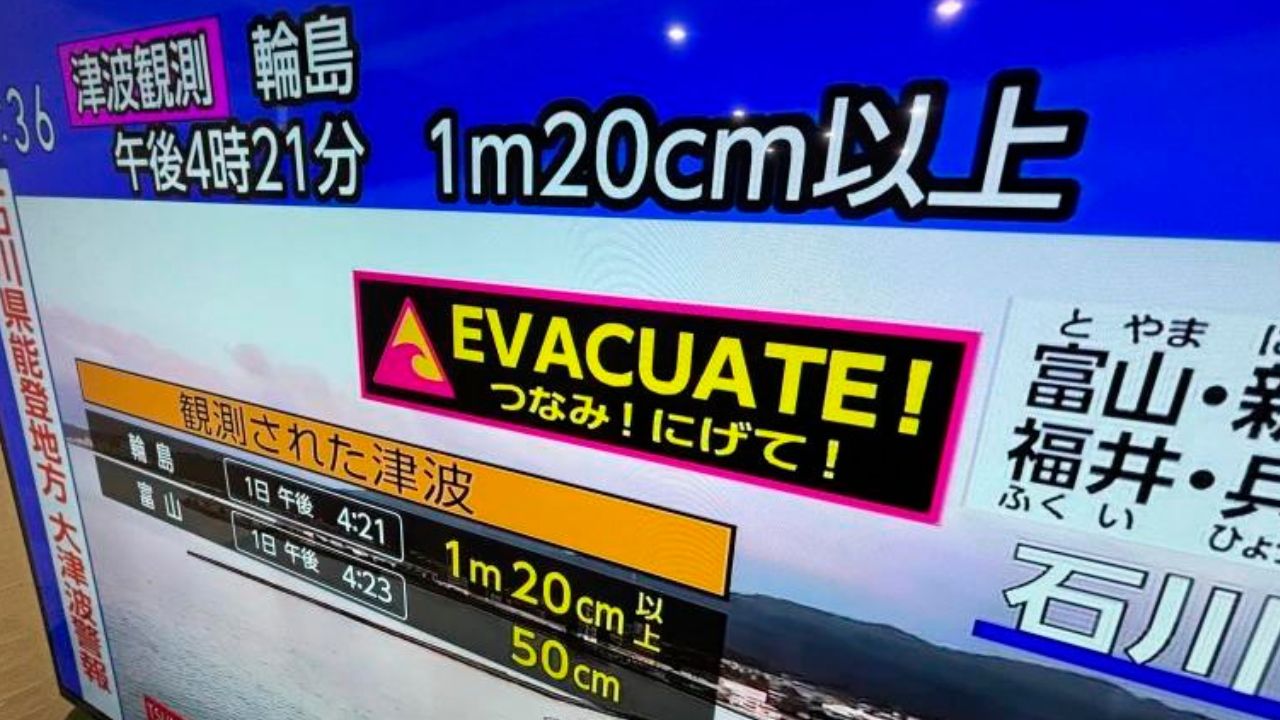 First Tsunami Waves Hit Japan After Major Quake: Weather Agency