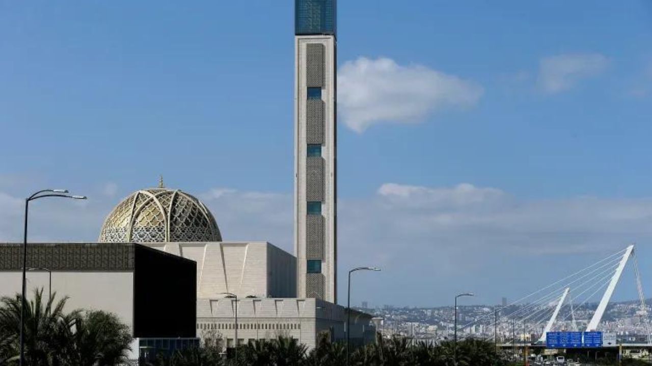 World’s third biggest mosque opens to public ahead of Ramzan