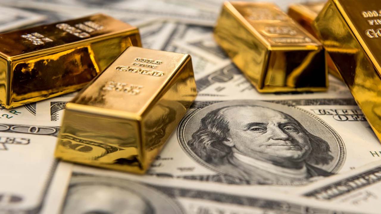 Gold price increases by Rs4,600 to Rs232,400 per tola