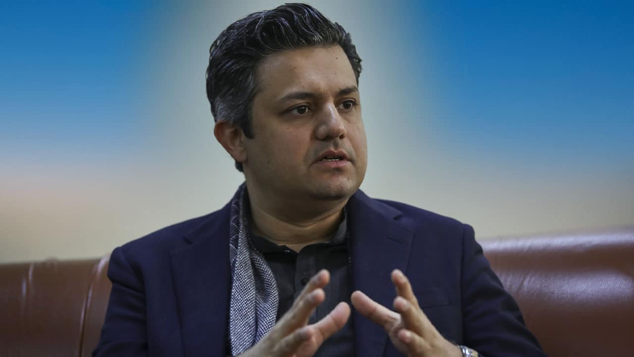 Hammad Azhar resigns from PTI Punjab President post